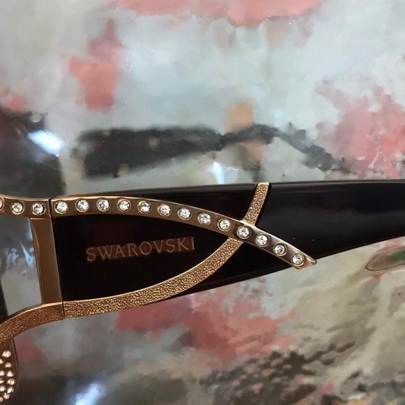 New Swarovski Brown / Gold sunglasses. Big frames - Picture 5 of 8